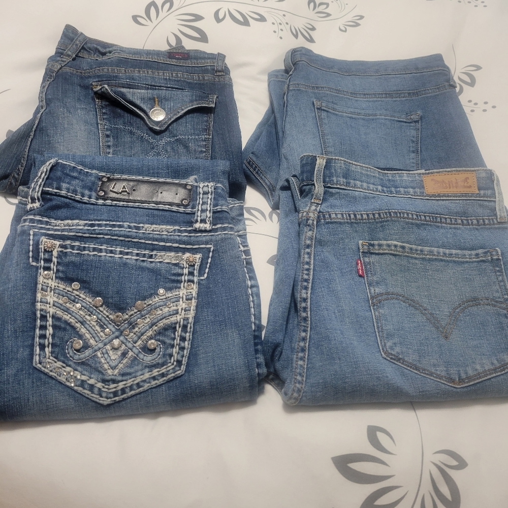 Womans Jeans - LOT